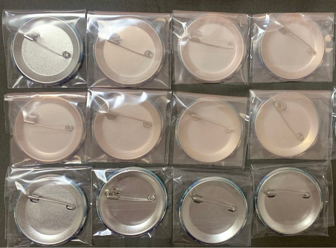 【最終値下げ】【12個】ブレマイ 壱川春日 ハフアニ 缶バッジ