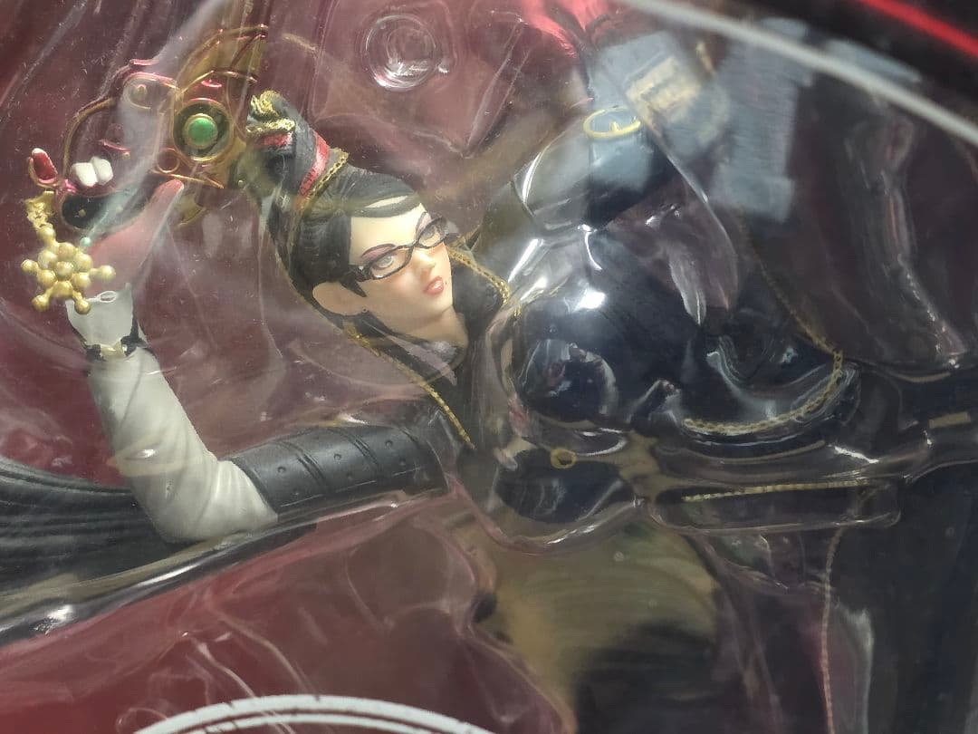 ベヨネッタ 1/7スケール フィギュア