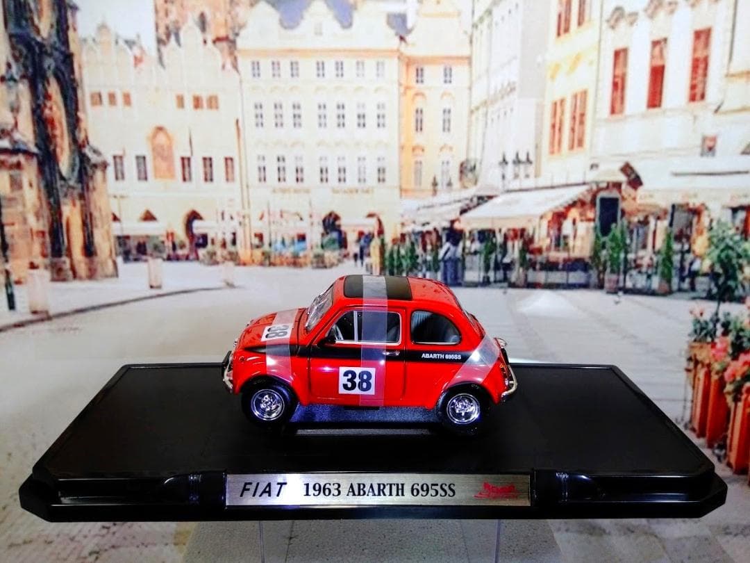 1/18 ロードシグネチャー 1963 フィアット アバルト 695SS