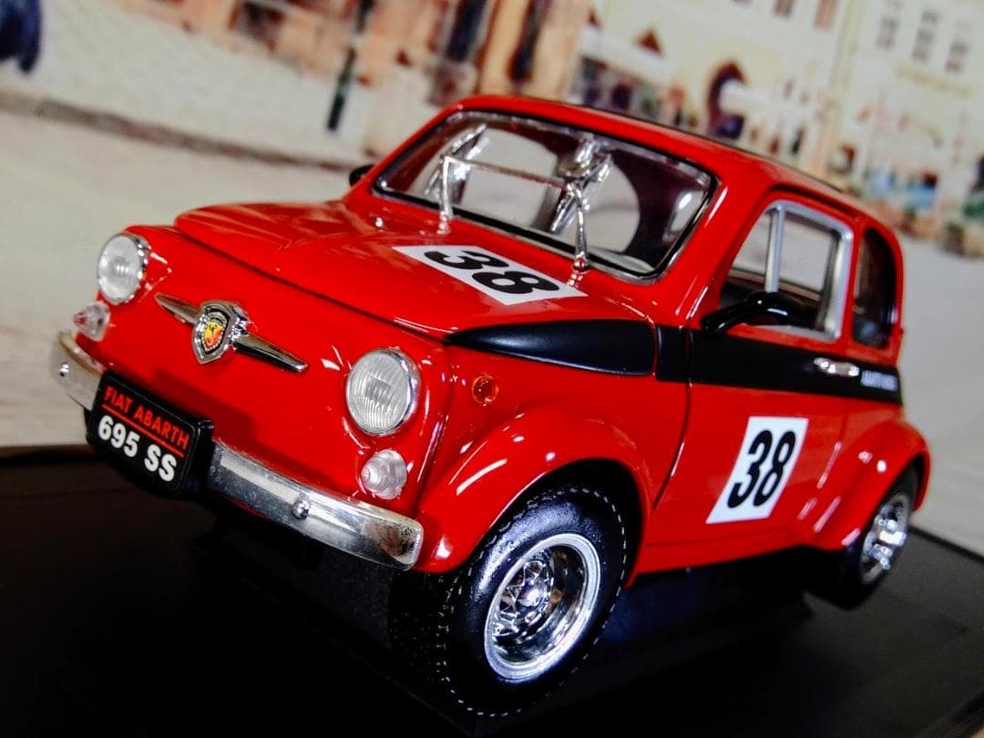 1/18 ロードシグネチャー 1963 フィアット アバルト 695SS