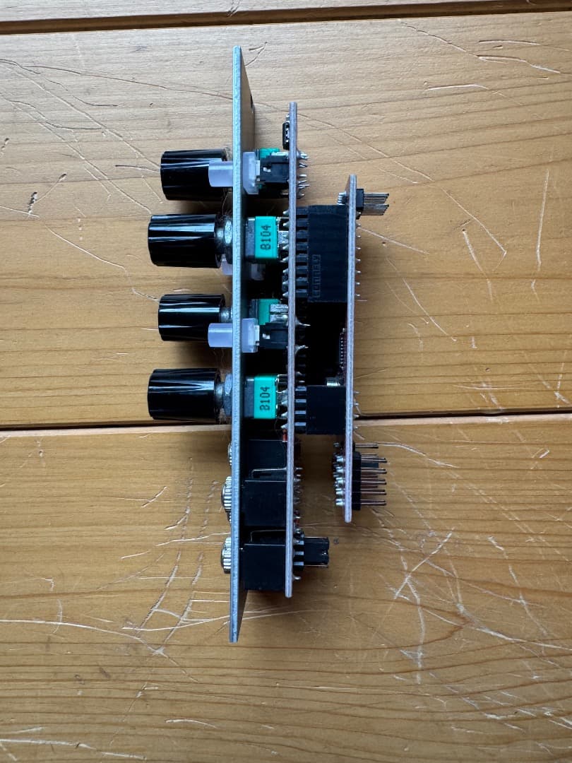 鍵盤楽器 XAOC Devices TIRANA II