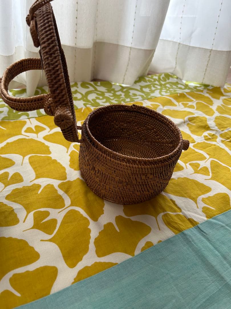 雑貨　アタ 編み2段ランチバスケット　2個セット裁縫道具　小物入れ バリ