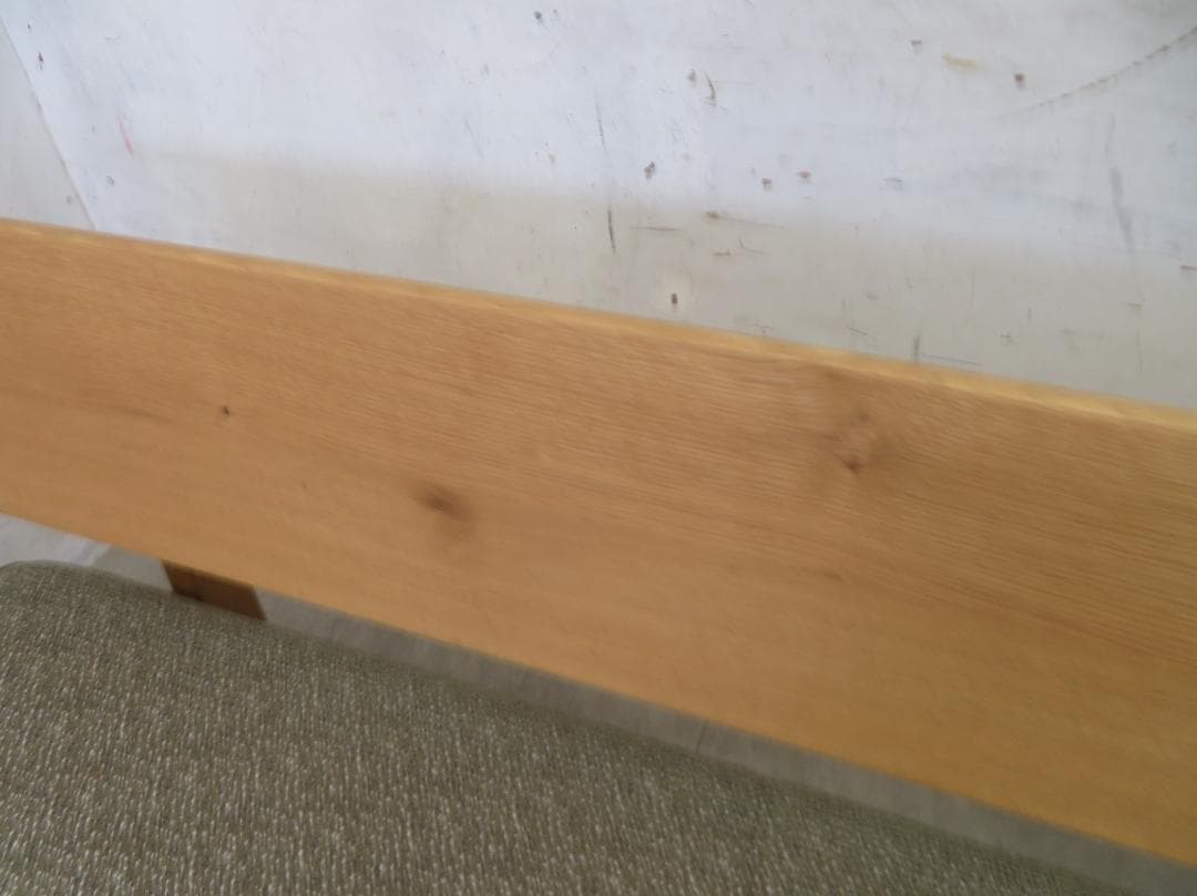 展示品■飛騨産業■キツツキ■26万～■森のことば■2人掛けソファ■節入り■オーク