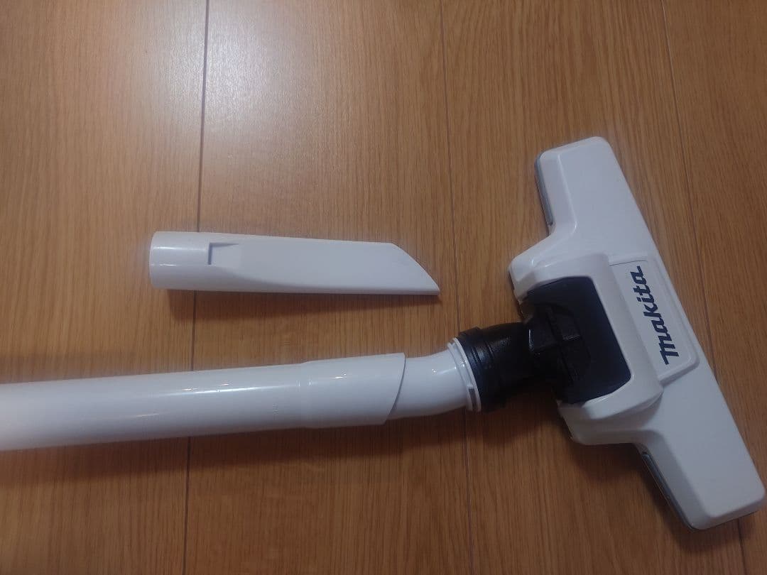 マキタ　cl003g 充電器バッテリー付き掃除機