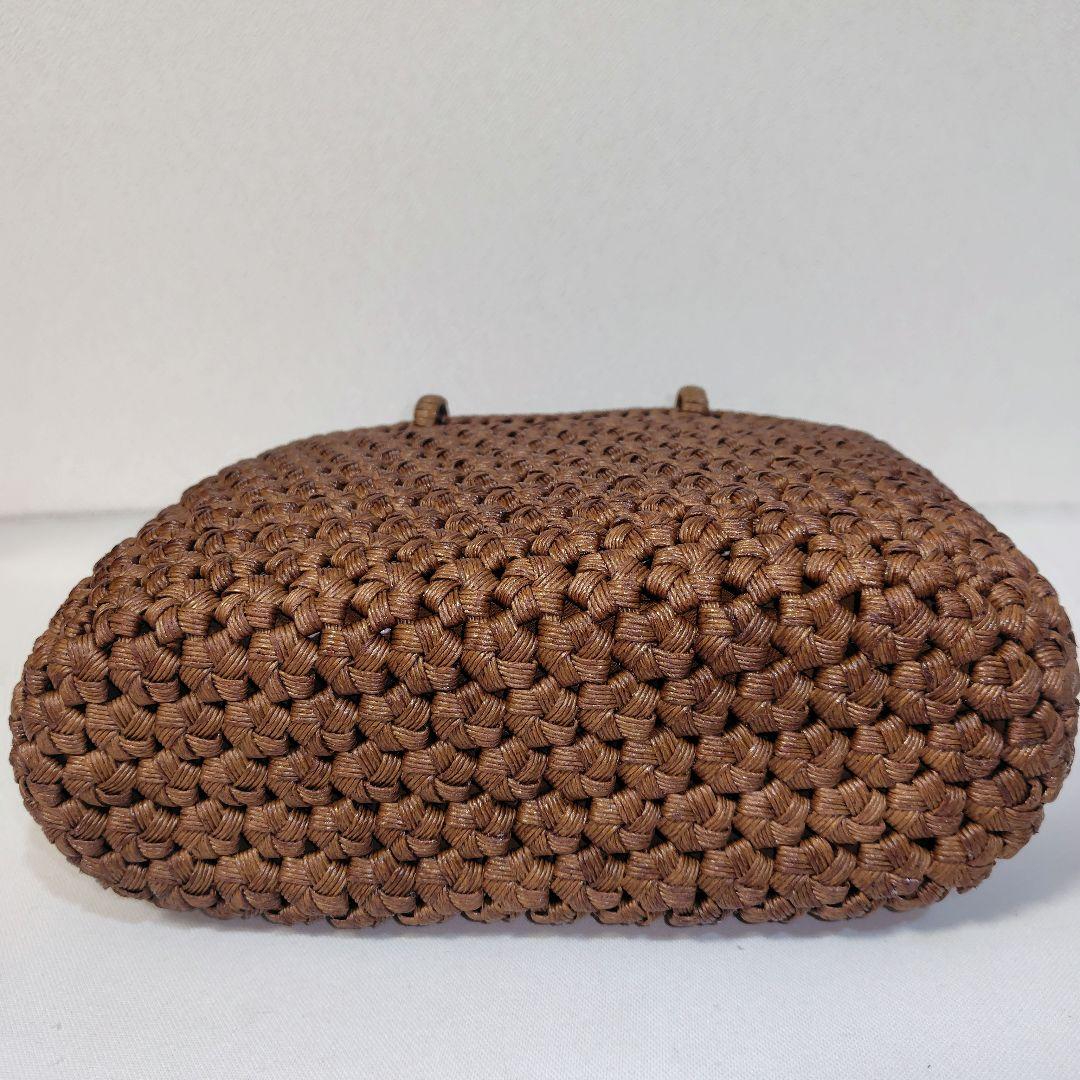 クラフトで作った山葡萄風柿渋染めかごバッグ（チャーム付きファスナー付き蓋）