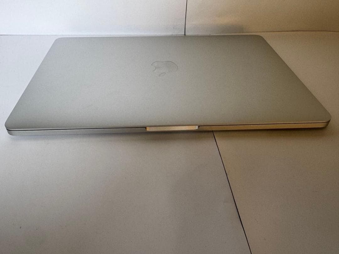 バッテリー正常・充放電148回 MacBook Pro 13-inch 2017