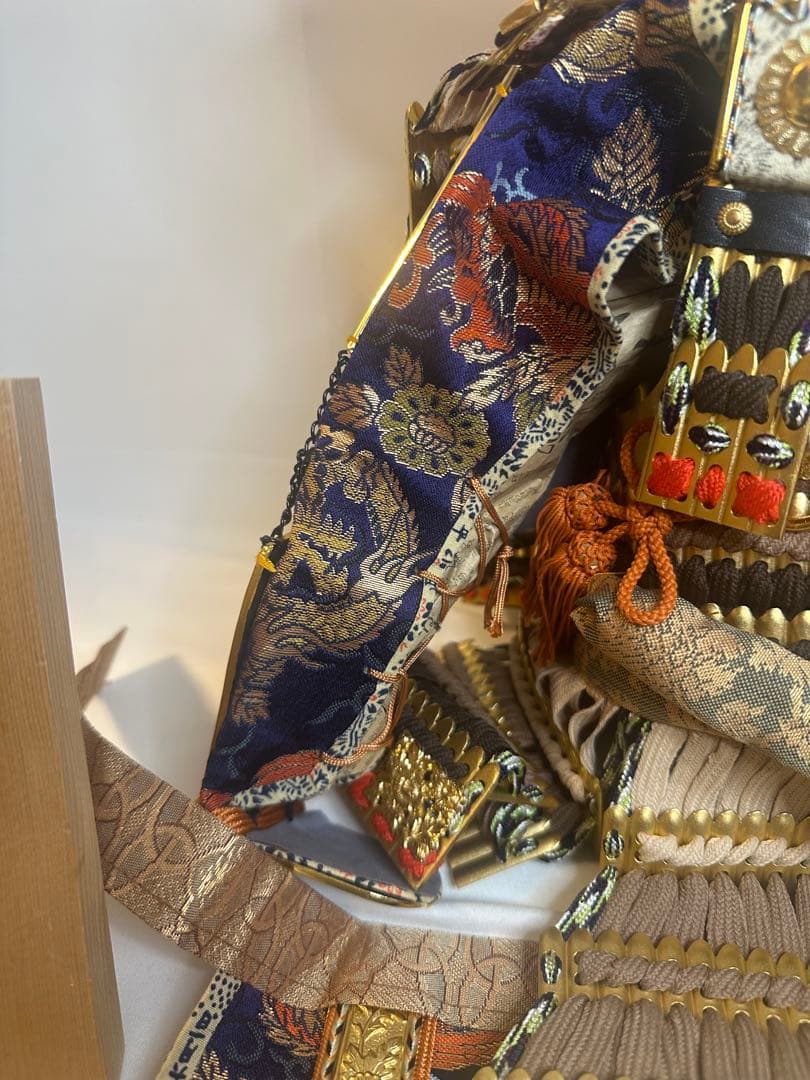 上原玉鳳作　飛鳥シリーズ　五月人形　兜飾り　大鎧　人間国宝　箱付き