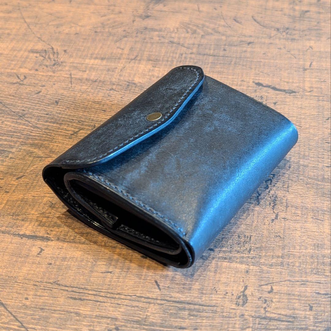 黒 本革 二つ折り財布 — イタリアンレザーマルゴー