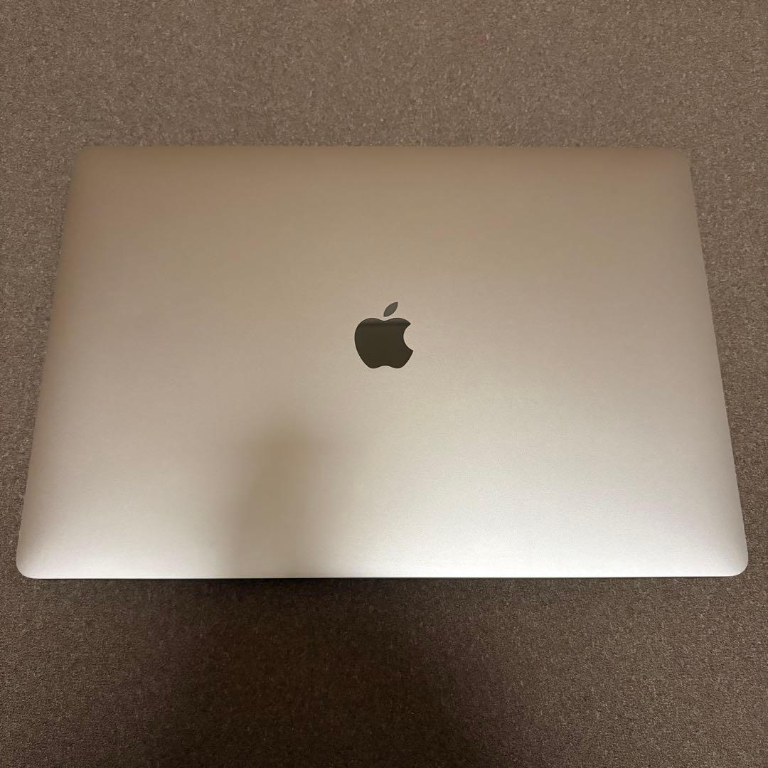 Apple MacBook Pro 16インチ USキーボード 5600M