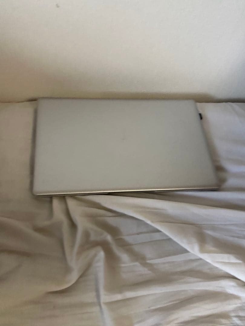 ノートPC 13インチ SSD700GB 高速起動 シルバー Windows