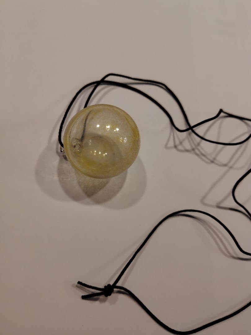 オカベマキコ　しゃぼんネックレス