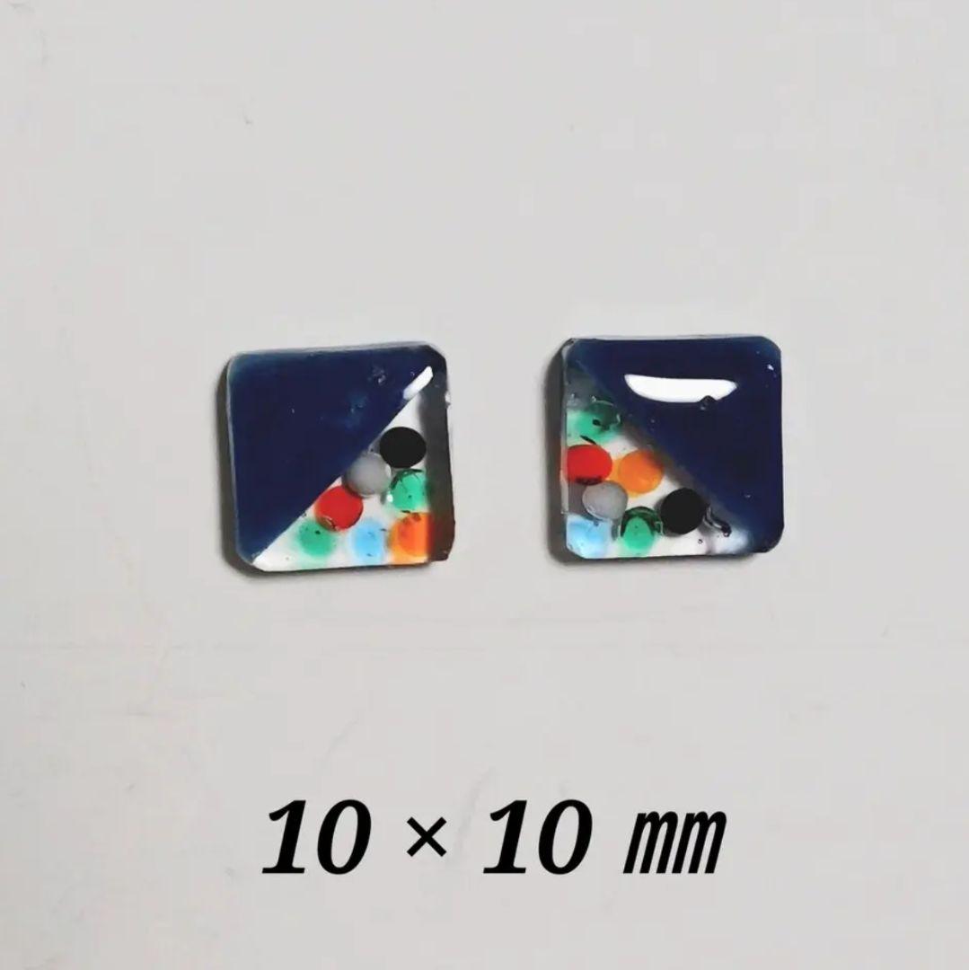 【1058】スクエアのピアス／イヤリング