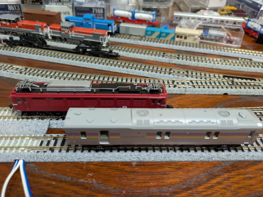 tomix、カヤ27-501、ef81−139号機カシオペアセット