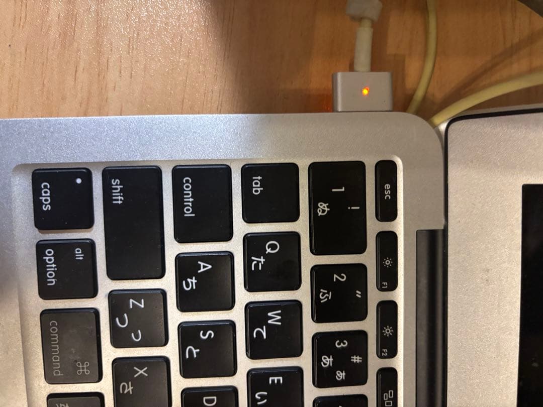 MacBook Air シルバー2015 11インチ　4GB