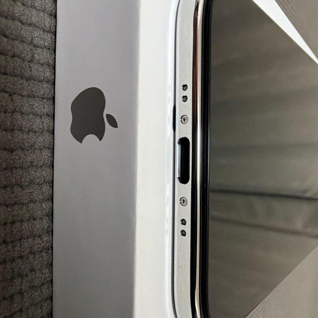 Apple iPhone Air 256GB ホワイト