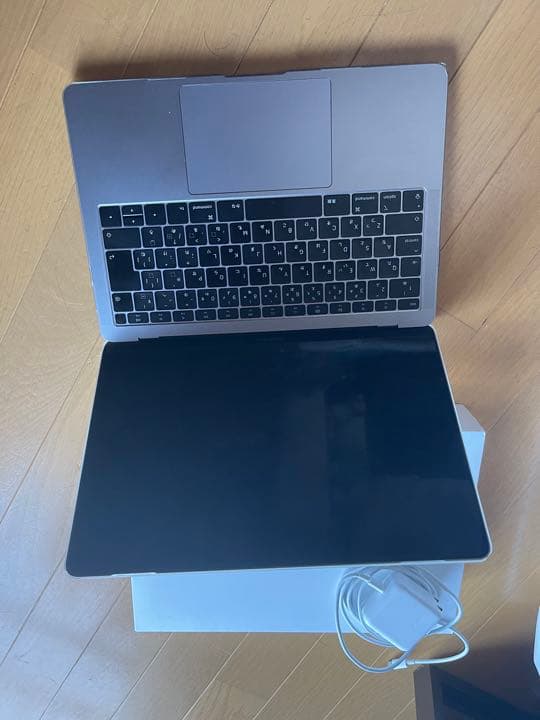 スマホ・タブレット・パソコン APPLE MacBook Air MACBOOK AIR MVFJ2J/A
