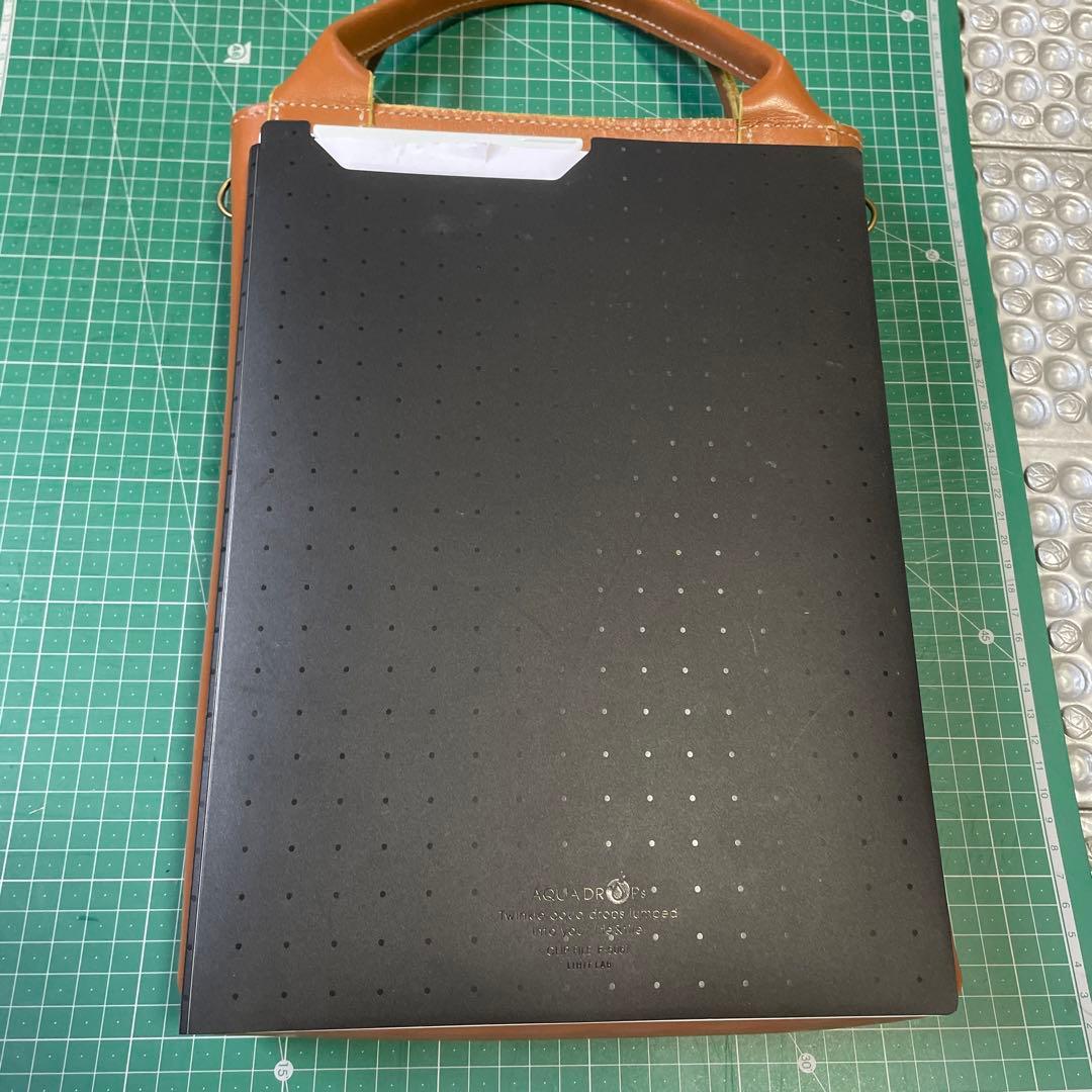 牛革トートバッグ　A４ファイルサイズ