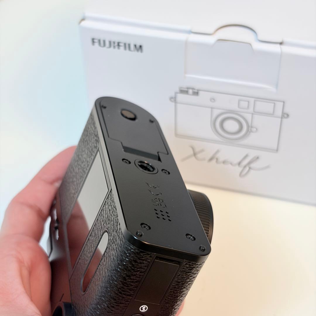 Fujifilm X half ブラック