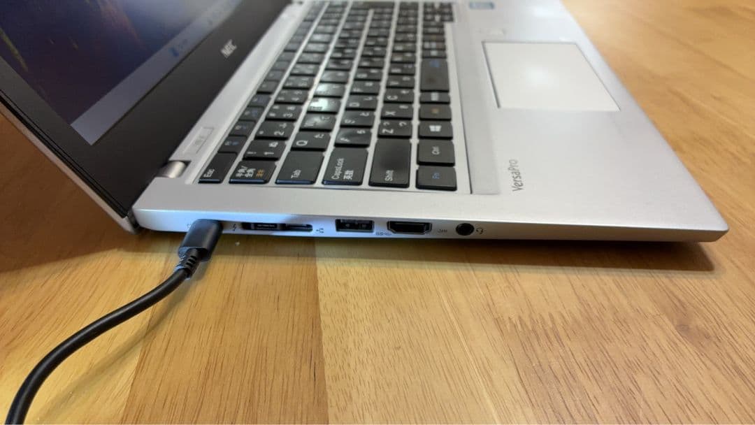 Windowsノート本体 NEC VB-4 PC-VKT16BZG4 i5-8250 8GB SSD512