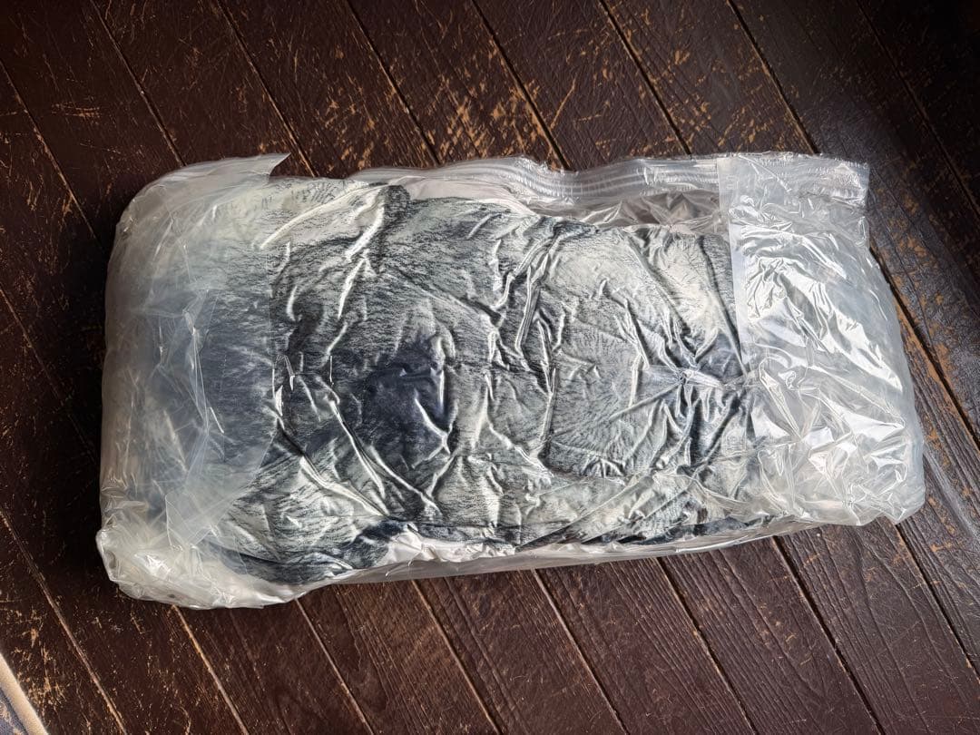 ヒグチユウコ オオカミ赤ずきん クッション 値下げ中