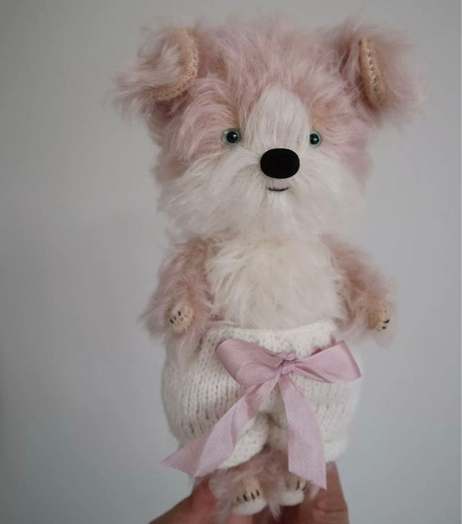 いちごミルクカラーの仔犬 アーティストベア 海外作家様 ハンドメイド ぬいぐるみ