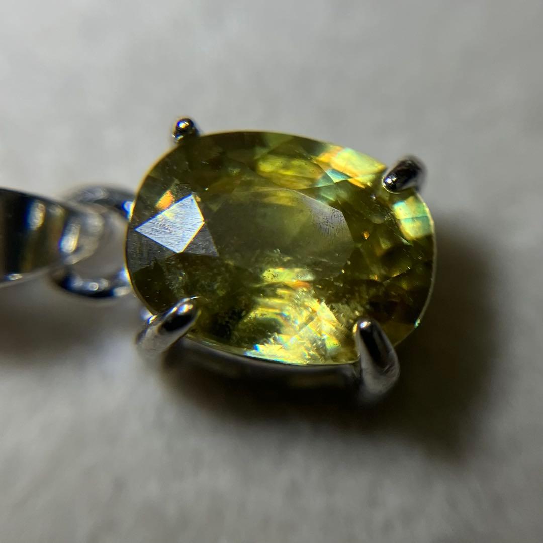 天然石　スフェーン使用ペンダントトップ　②