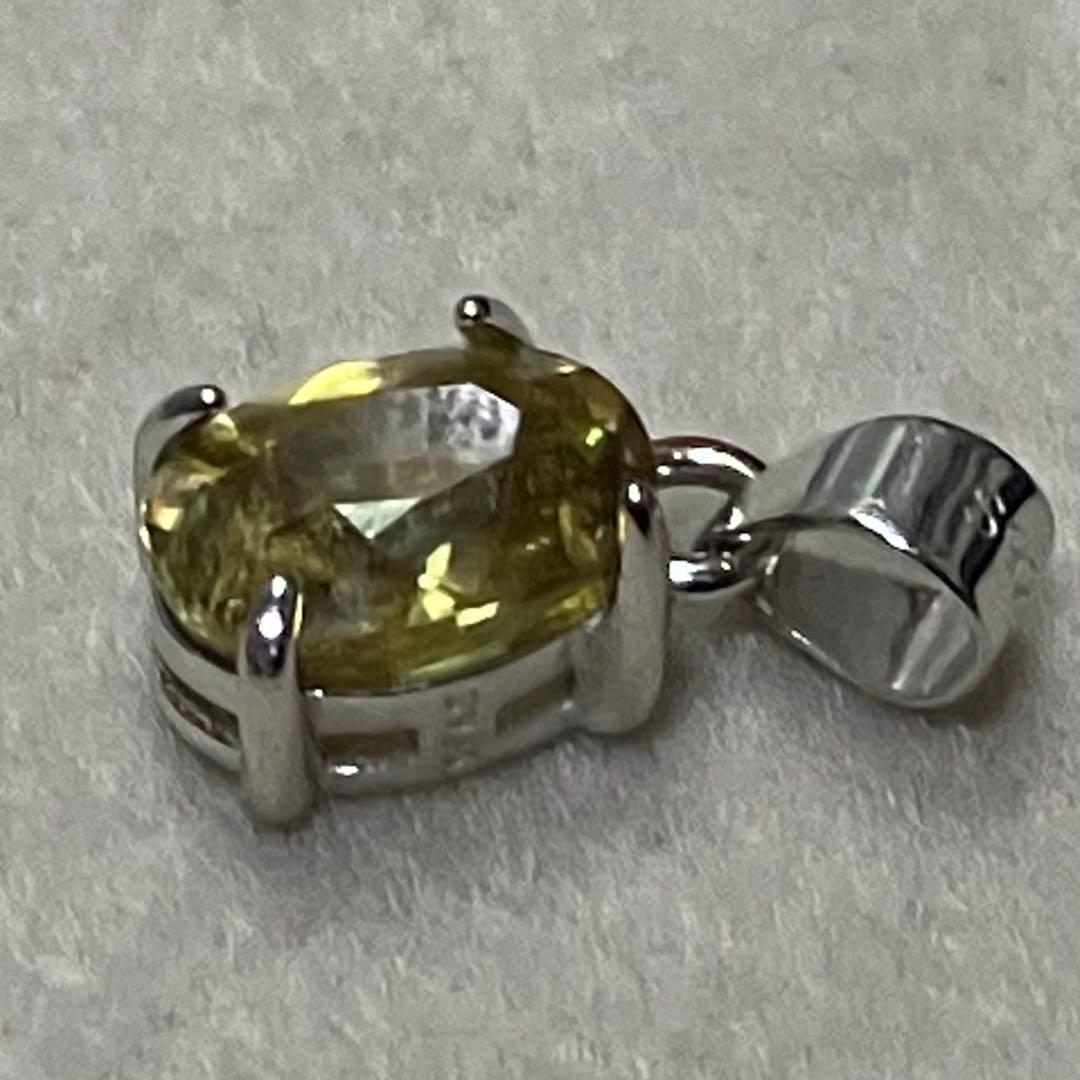 天然石　スフェーン使用ペンダントトップ　②