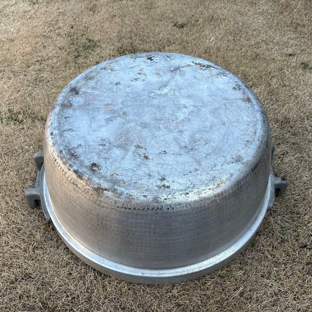 アルミ打ち出し両手鍋　60cm 木蓋付き