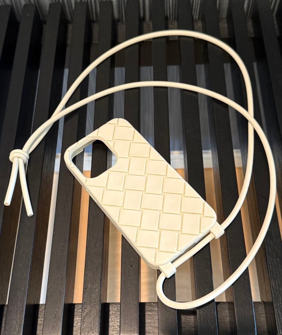 Bottega Veneta iPhone13proシリコンケース