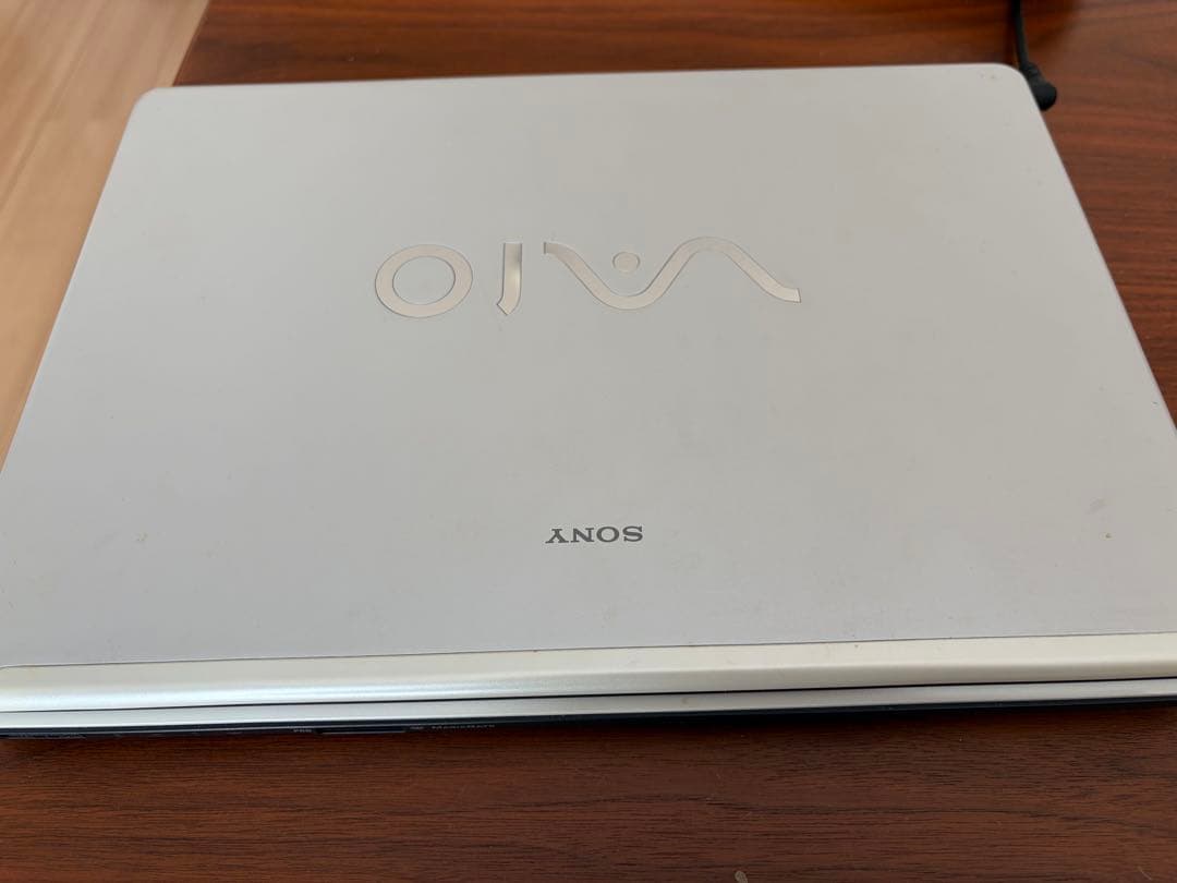 VAIO ノートパソコン 14インチ シルバー