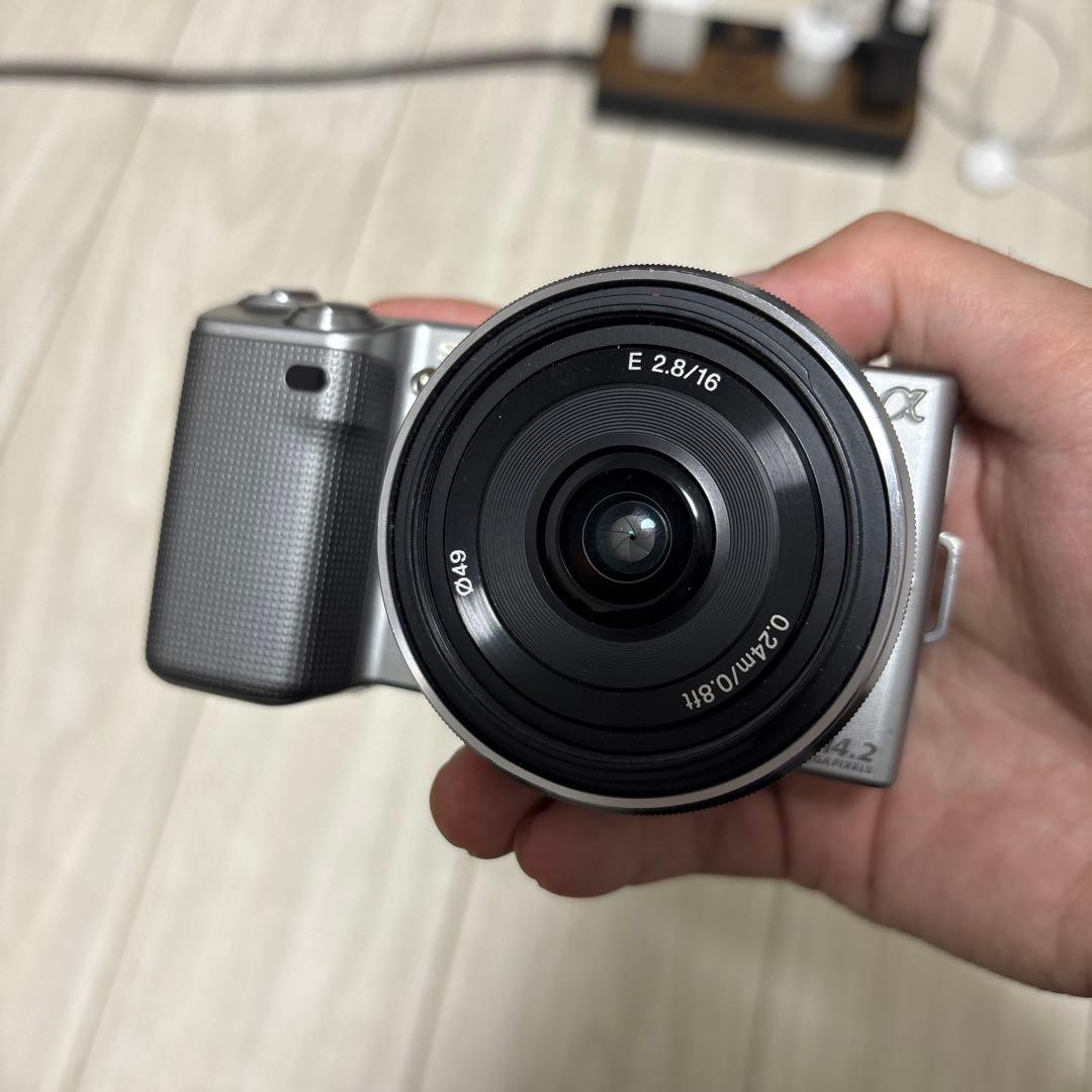 SONY NEX-5 ミラーレスカメラ E 16mmレンズ付き