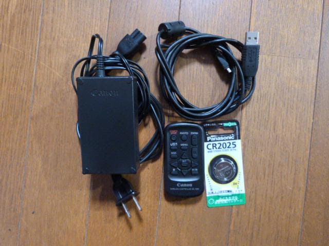 【中古】【非常に良い】CanonデジタルビデオカメラivlsM32ブラック