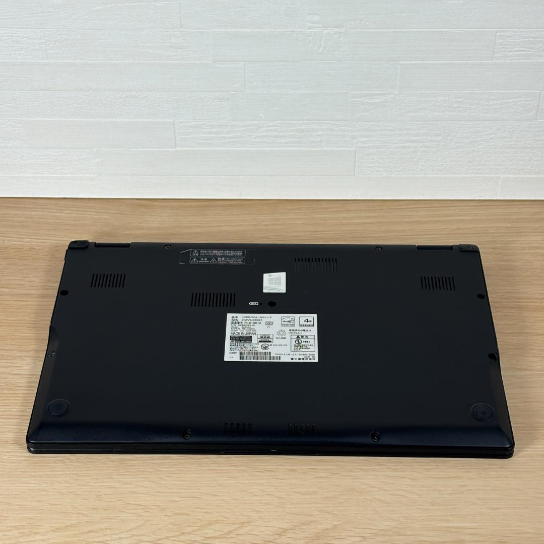 富士通　11世代i5　ノートパソコン　Windows11　SSD　オフィス　18