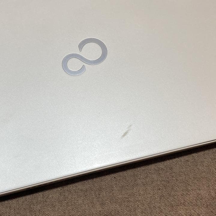 富士通 ノートPC LIFEBOOK UH90/E3【i7/11世代・中古】