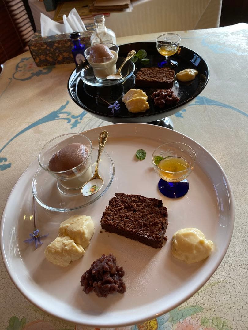 ケーキスタンド ブラック＆ホワイト