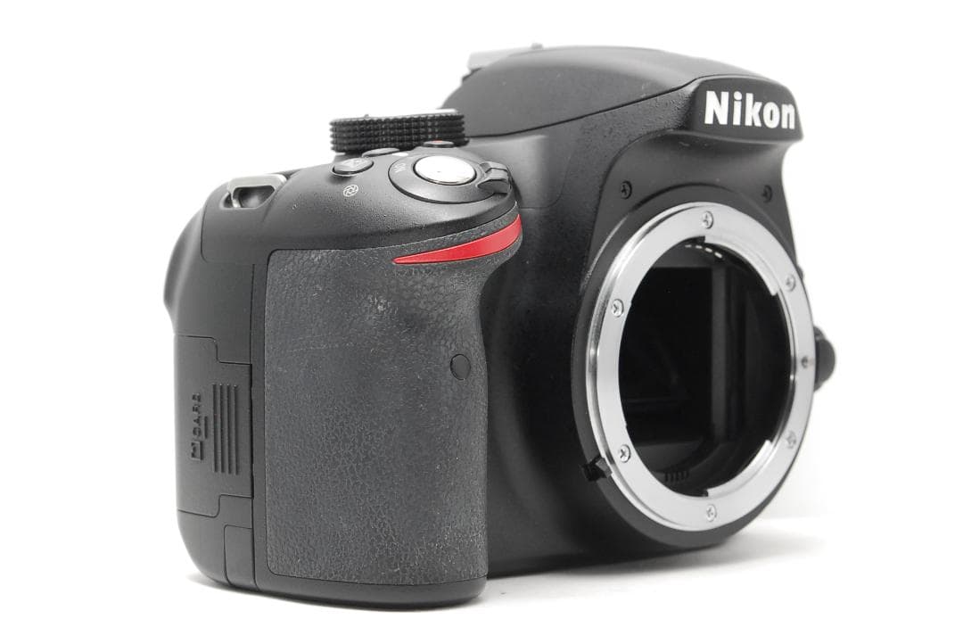 【美品】Nikon D3200 画素数2416万の高精細♪動画撮影もできる