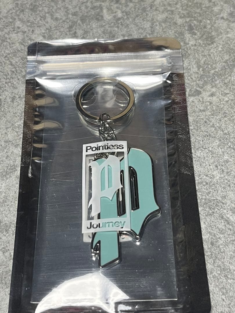 ミュージシャン POINTLESS JOURNEY LOGO KEY CHAIN Blue