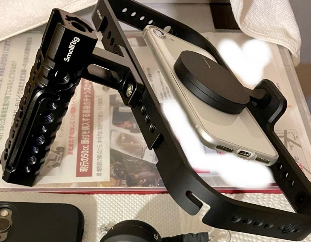 春の新生活 限定値引 モーメントMagSafe対応モバイルフィルムメーカーケージ