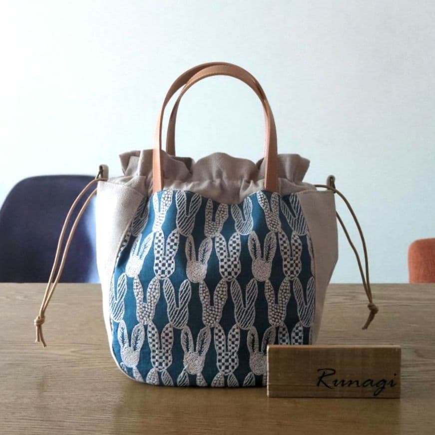 【1528】小さなまる巾着バッグ＊ミナペルホネン