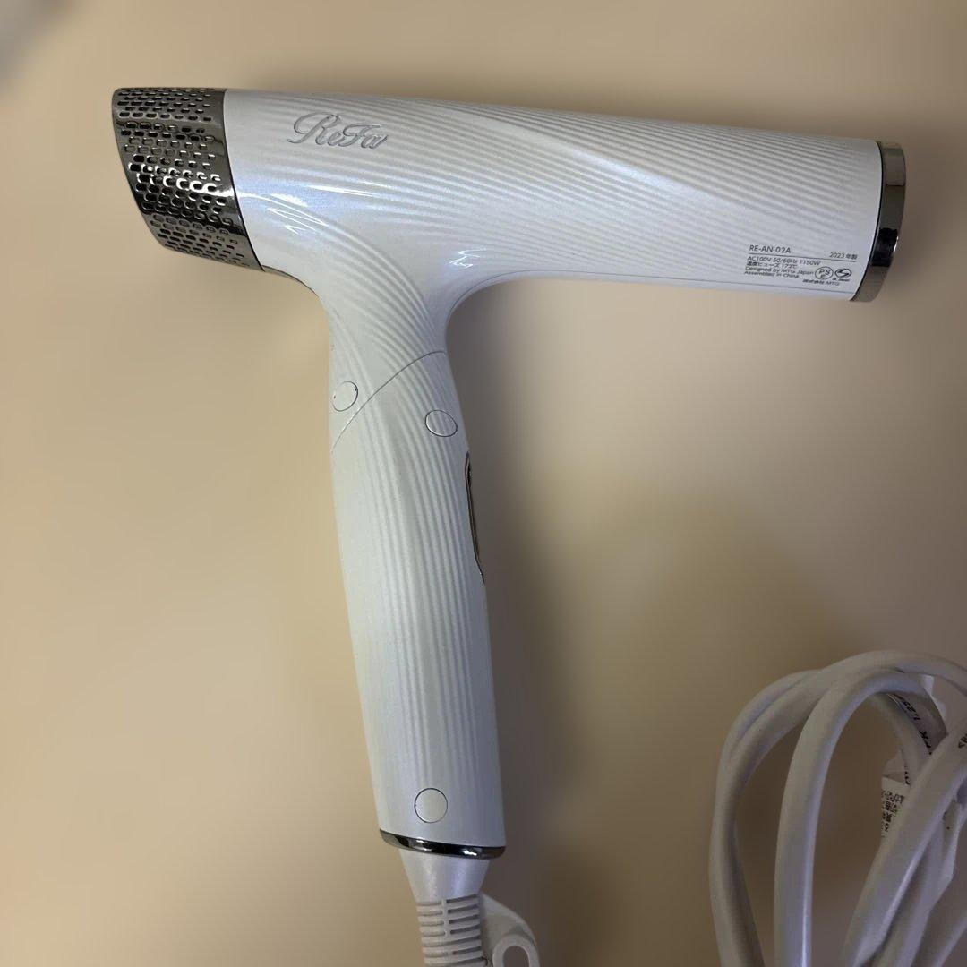 ジャンク品　Refe ドライヤー　2023年製