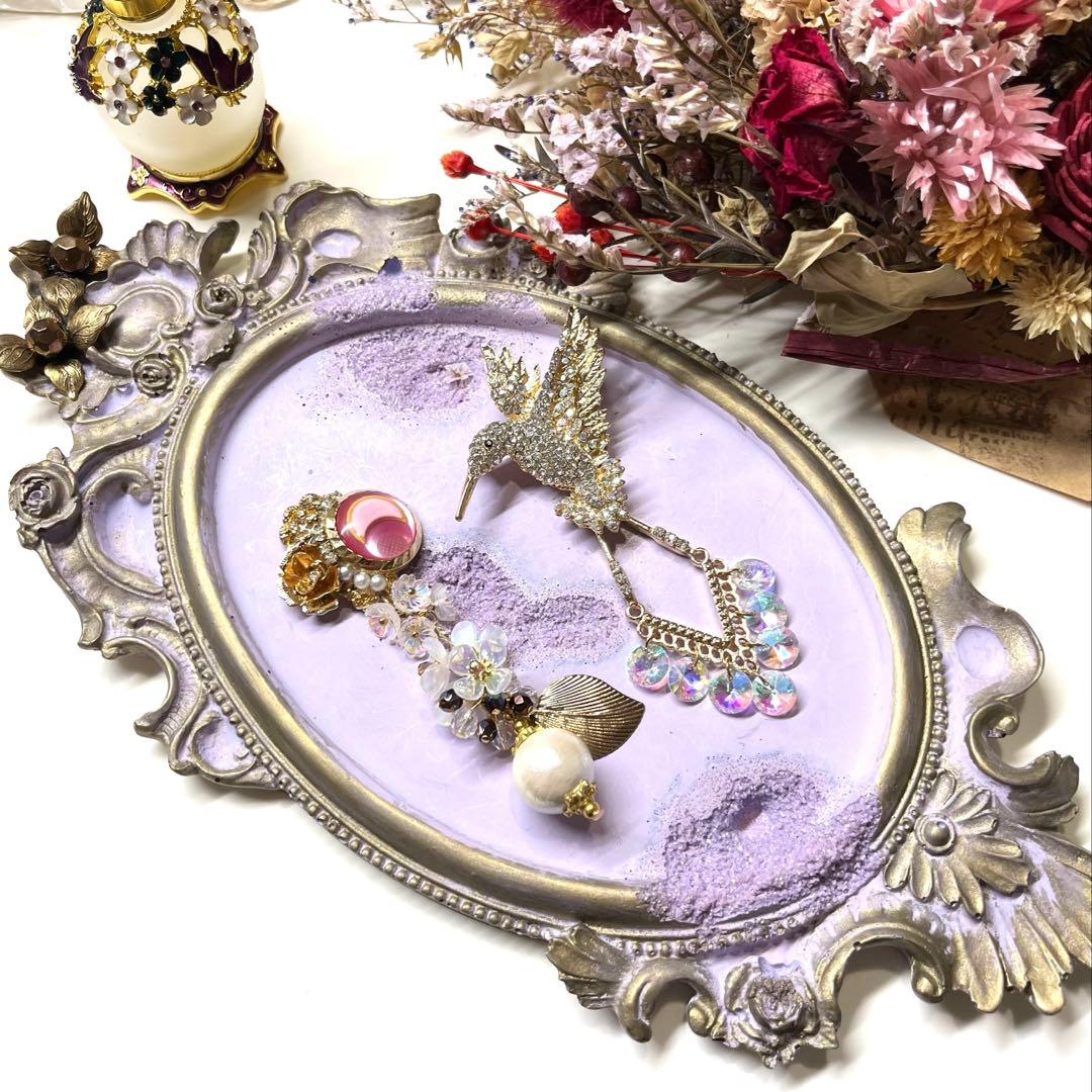 129 ブローチシリーズ鳥クリアー　ハンドメイド　ピアスorイヤリング