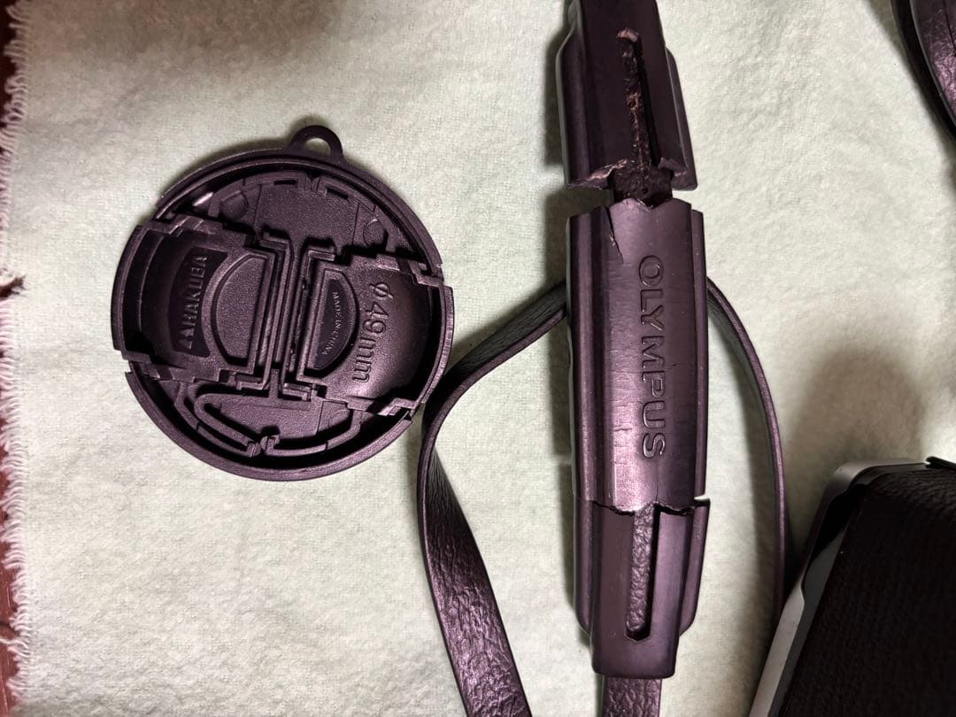 オリンパス　OM-1 ケース付き　オプションレンズ　付き　OLYMPUS 美品