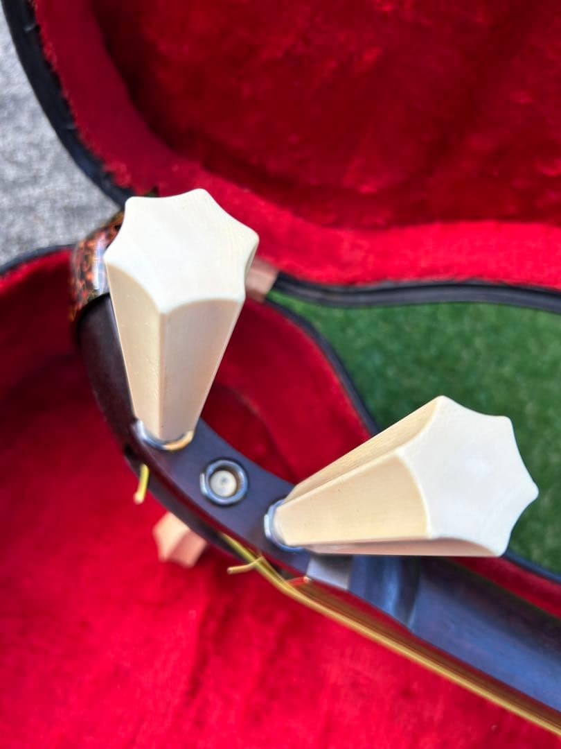 津軽三味線　ジャンク　ケース付き