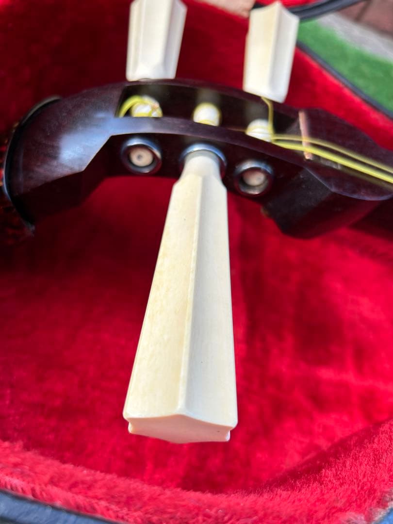 津軽三味線　ジャンク　ケース付き