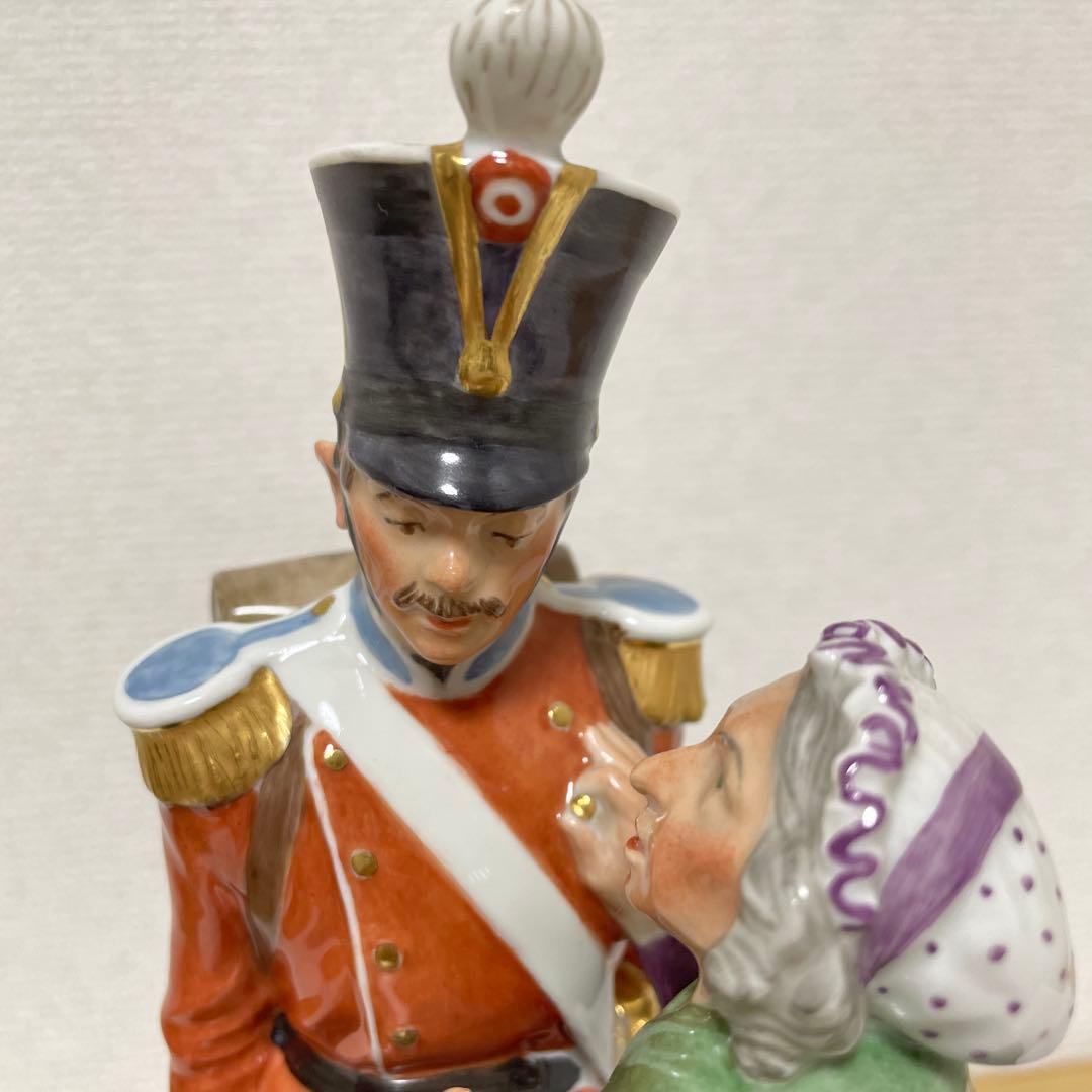 ＊尚様ご購入希望・The Soldier & Witch・高さ２０cm・