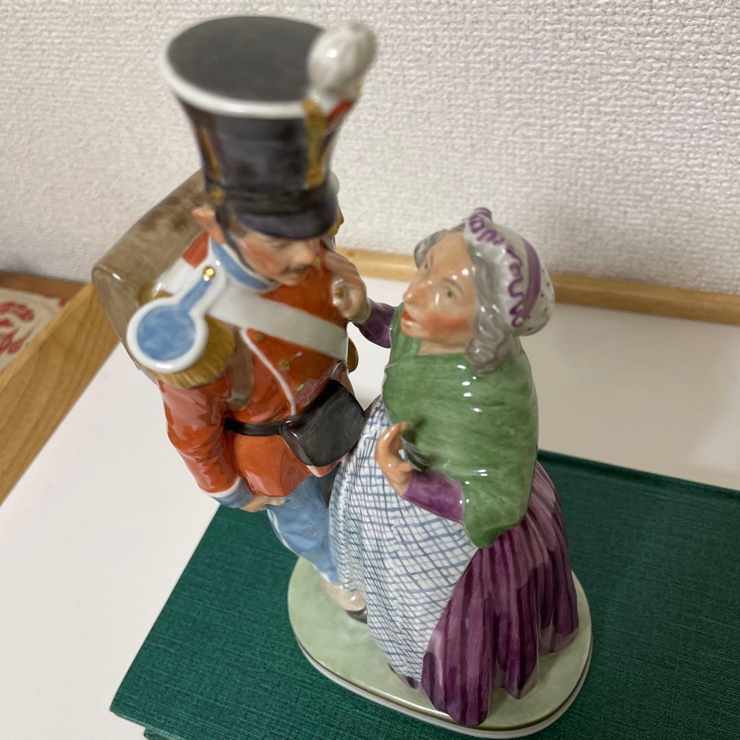 ＊尚様ご購入希望・The Soldier & Witch・高さ２０cm・