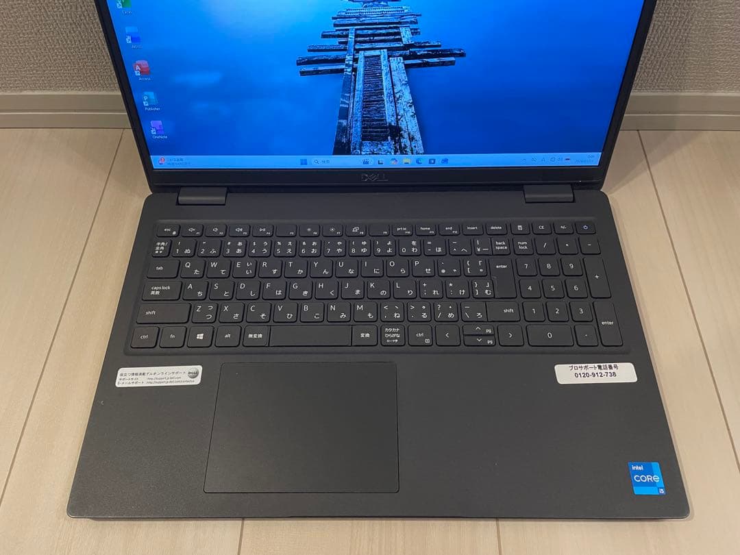 DELL Latitude 3520 i5 11世代 256GB Office
