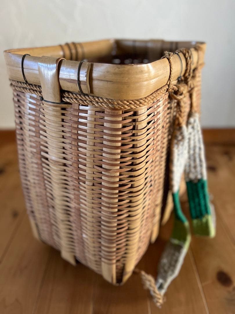 背負い籠　手作り　竹籠　古民具