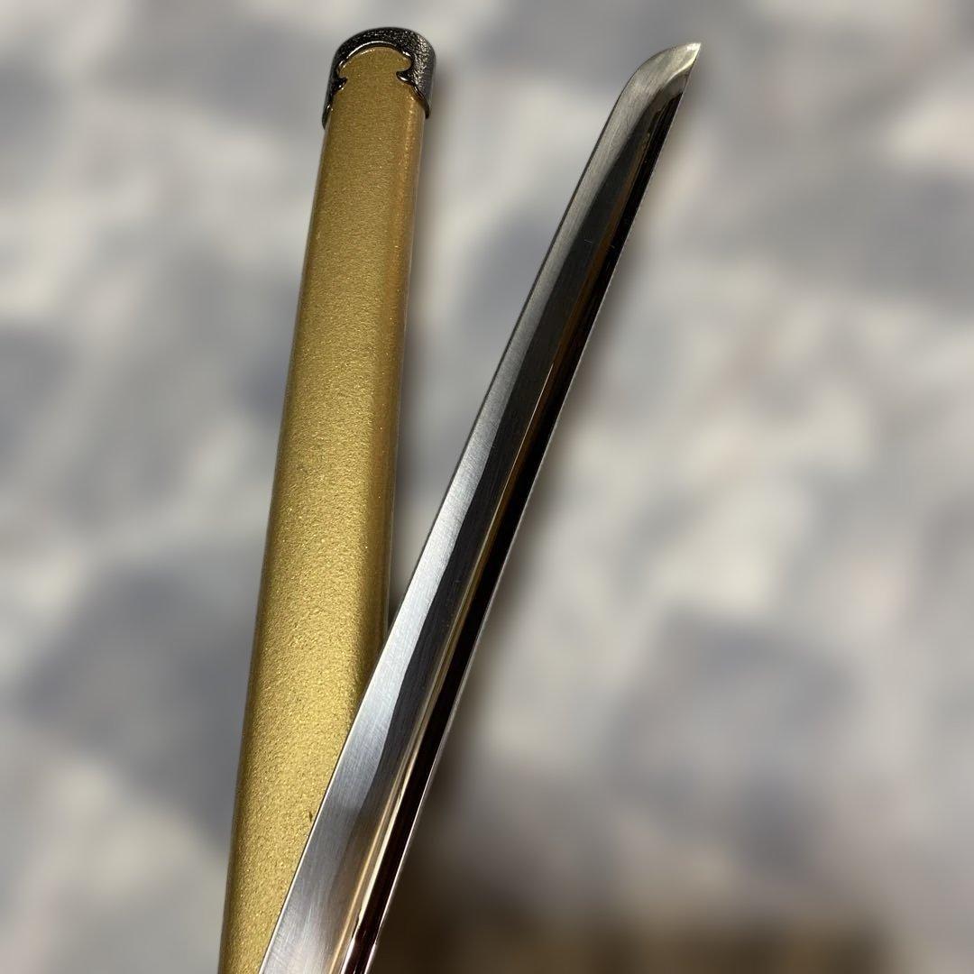 豪華版模造刀 赤柄赤鮫皮 南妙法蓮華経鍔 ツートン呂鞘