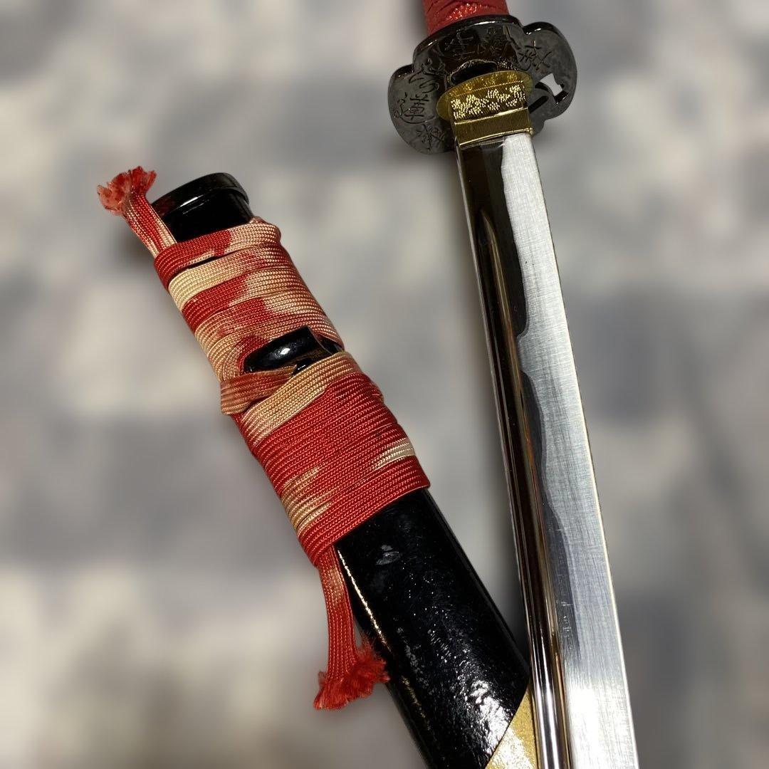 豪華版模造刀 赤柄赤鮫皮 南妙法蓮華経鍔 ツートン呂鞘
